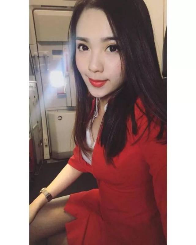 嘴唇直播下载 红色高跟